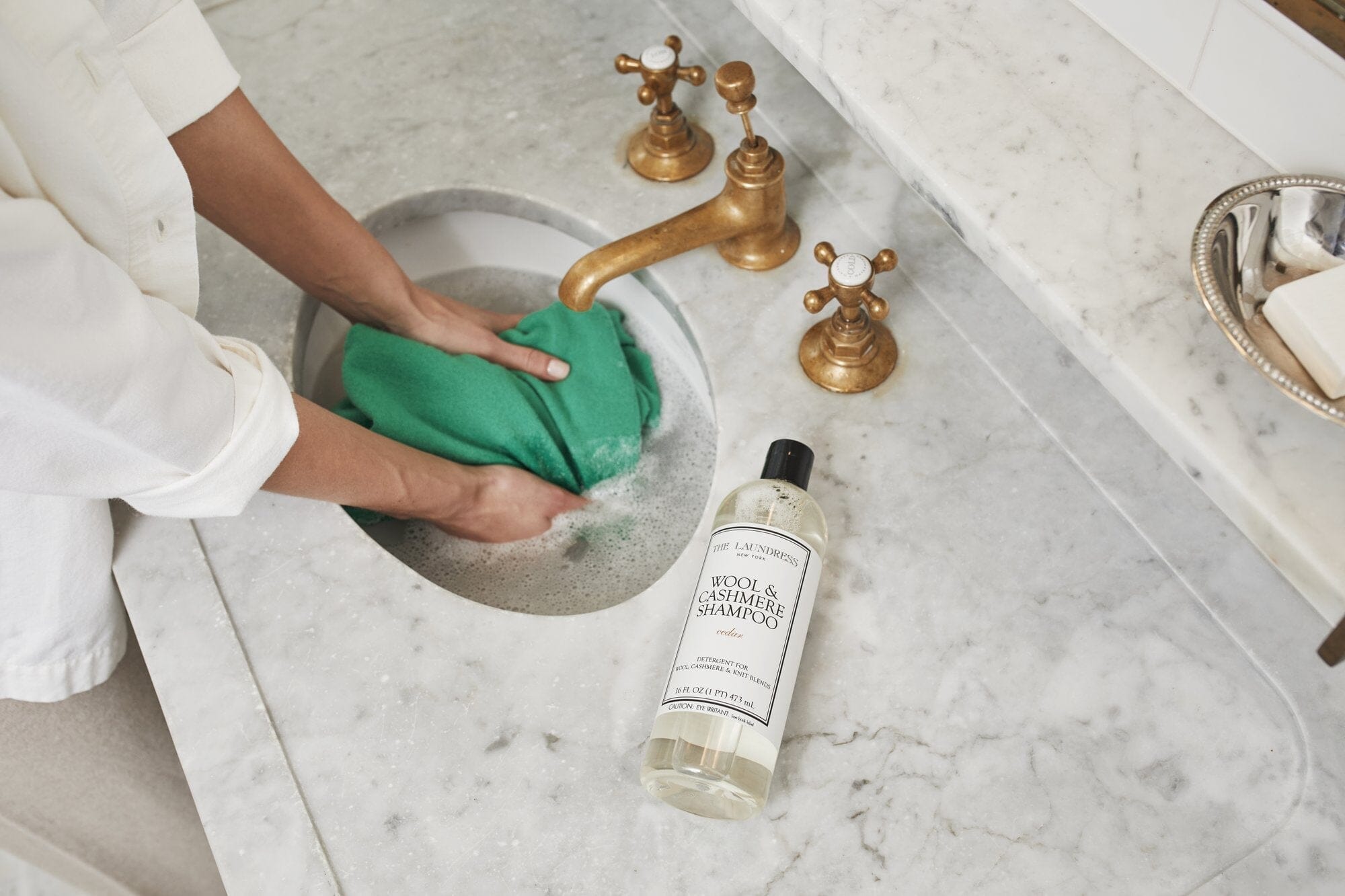 How To Hand Wash Clothes