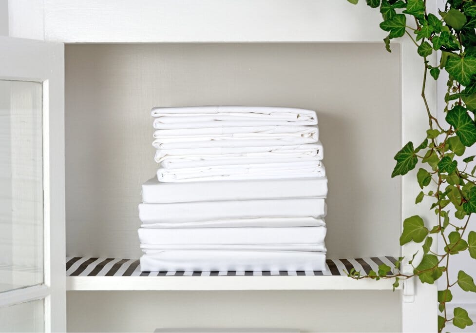 How To Fold a Fitted Sheet