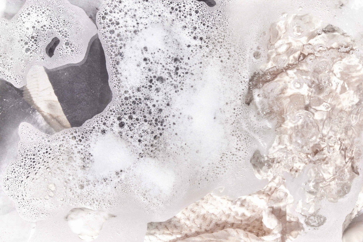 How To Test Laundry Items | Color Bleeding & Spot Tests | The Laundress