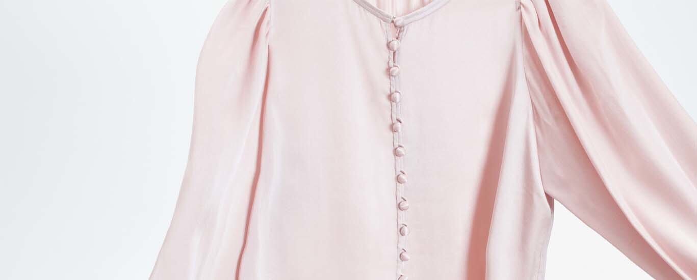 Machine Washable & Non Machine Washable Fabrics [A Guide]