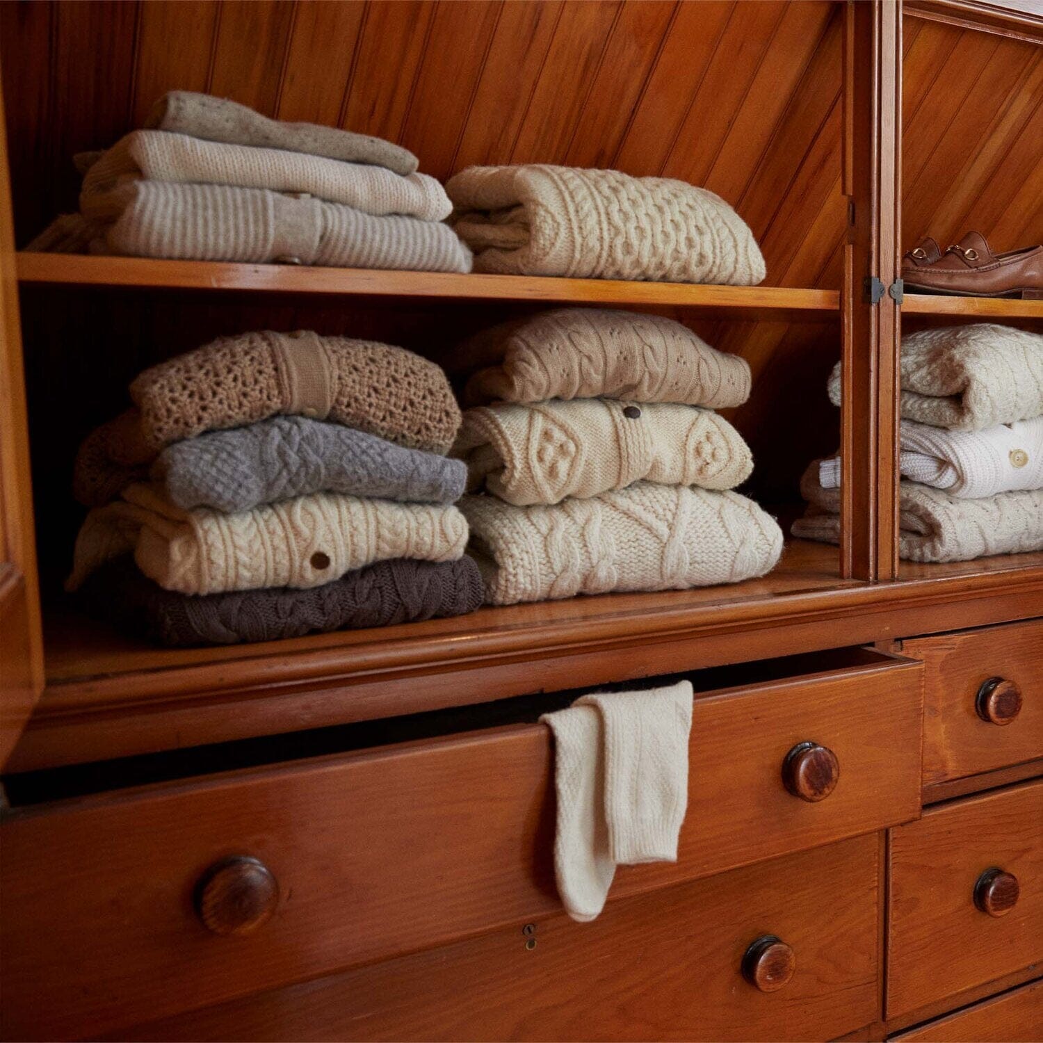 Hang or Fold? The Best Way To Put Away Your Clothes